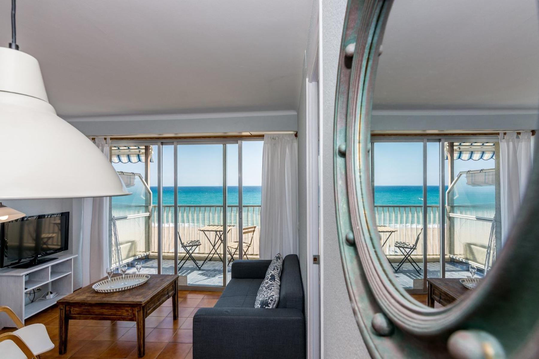 Homeholidaysrentals Etoile Calella Dış mekan fotoğraf